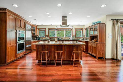 Hillcraft House – Photos 3