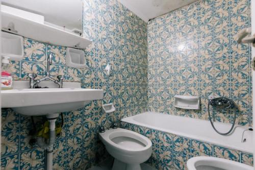 Vonios kambarys apgyvendinimo įstaigoje Americano