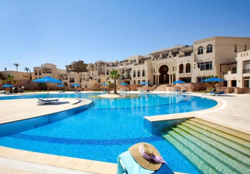 Azzurra Sahl Hasheesh – Photos 3