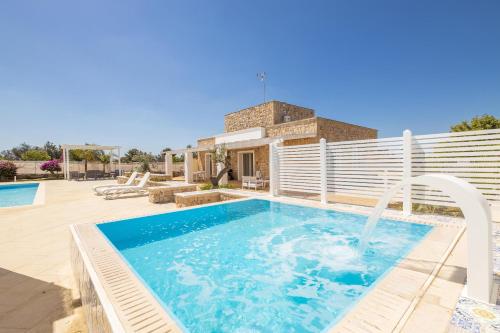 Malaspina luxury pool – Photos 3