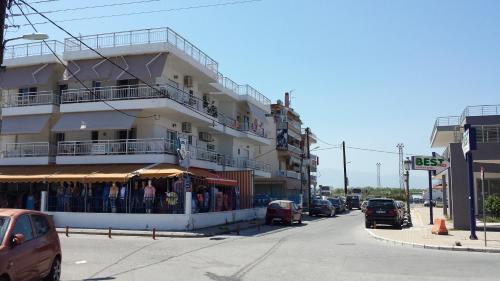Philippos & Maria Apartments