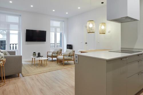 Mayor Suite 1 by FeelFree Rentals
