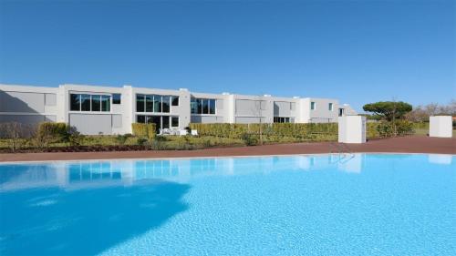 Villa Emilia - Clever Details , Central Vilamoura, Sleeps 6, luxury, walking distance
