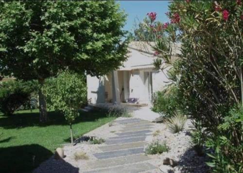 Φωτογραφία από το άλμπουμ του … et la fourmi σε Saumane-de-Vaucluse