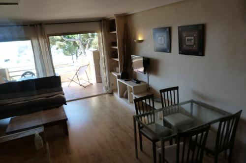 Apartamento Playamero deluxe playa Capellans frente al mar