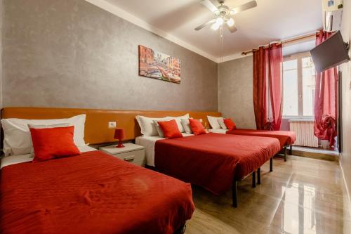4 Bed Apt Sleeps 8 -Ensuite Bathrooms - Tv & WiFi