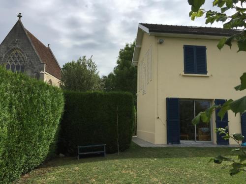 Maison conviviale dans un cadre uniqueにある庭