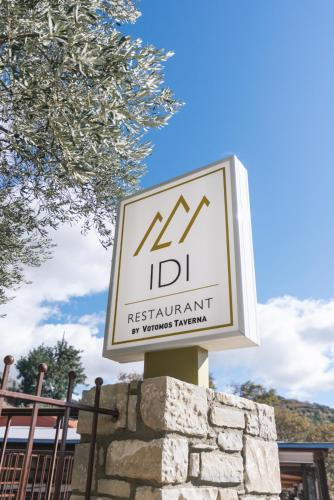 Certificado, premio, señal o documento que está expuesto en Idi Hotel
