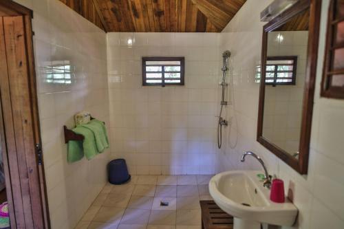 Phòng tắm tại OLYMPE DE BEMARAHA