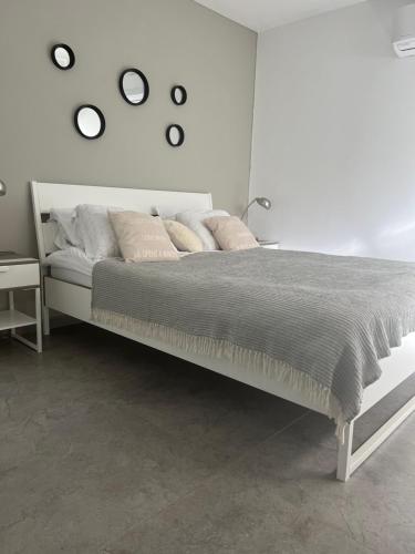 Кровать или кровати в номере Eilat suite Boutique