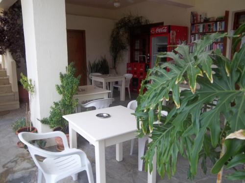 Gallery image of Knossos Hotel in Kalamaki