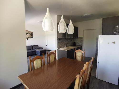 DeeDee Apartment