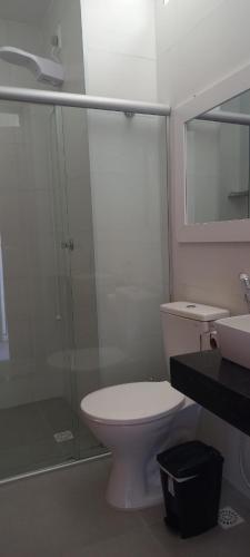 Vonios kambarys apgyvendinimo įstaigoje Maracaipe condomínio novo, apartamento 103