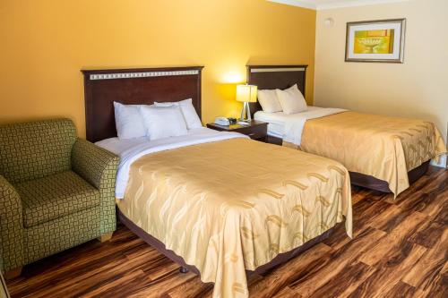 Postel nebo postele na pokoji v ubytování Quality Inn Richmond Hill - Savannah I-95