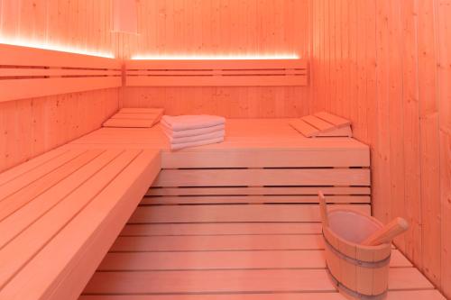 Afbeelding uit fotogalerij van Safari Lodge Prora - mit Sauna und direktem Strandzugang in Binz