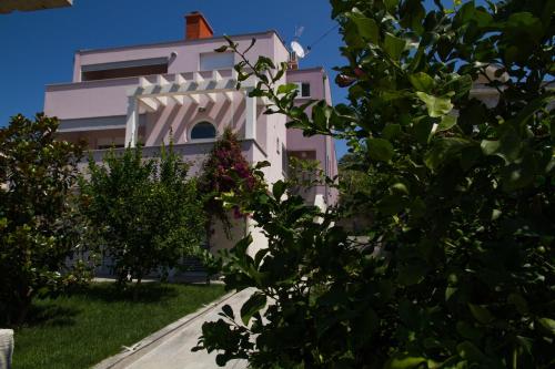 Zahrada ubytování Apartment Ika