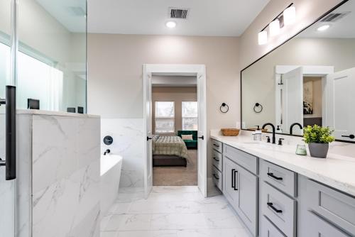 Koupelna v ubytování 3 Bedroom and 3 bath