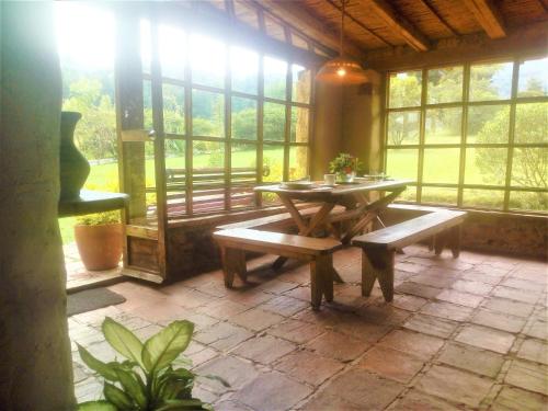 Fotografie z fotogalerie ubytování Chalet Casa de Teja v destinaci Tinjacá