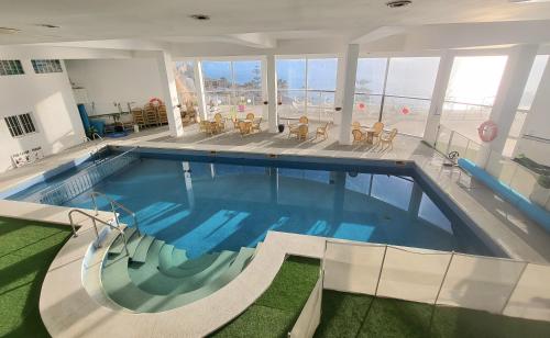 Studio LE LUXE au soleil face à la mer
