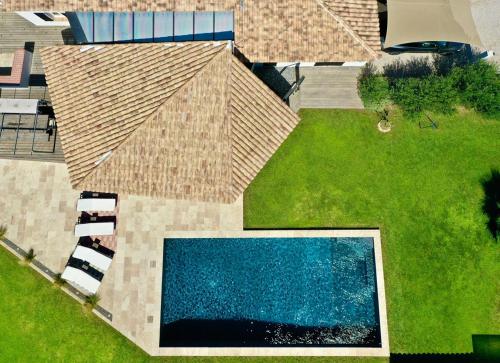 Photo de la galerie de l'établissement La 'Villa Garlaban' en Provence classée 5*****, à Aubagne