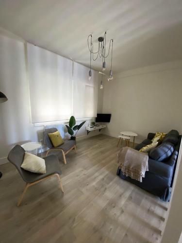 Luminoso Piso en Zona Monumental con vistas al Lerez