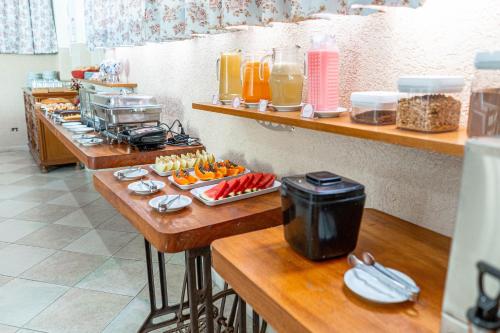 Makanan di atau berdekatan inn ini