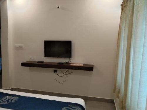 Gallery image of AMULYA FINE DINE RESIDENCY in Bangalore