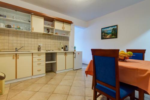 Fotografie z fotogalerie ubytování Apartments Vesna v destinaci Tivat