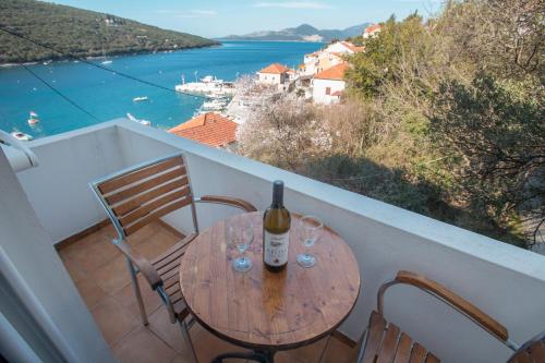 Fotografie z fotogalerie ubytování Apartments Vesna v destinaci Tivat