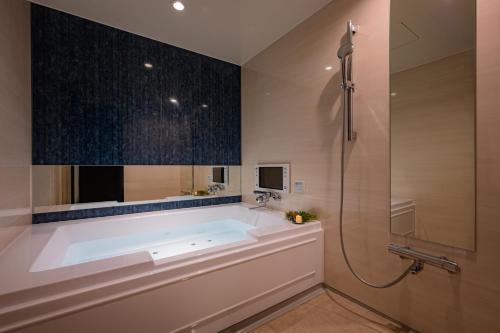 Ένα μπάνιο στο HOTEL ZEN 平野