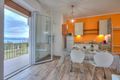 Appartamento Miralago 700 mt from lake - Happy Rentals