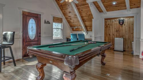 Fighting Creek Cabin – Photos 3