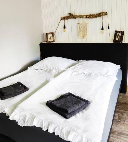 Postel nebo postele na pokoji v ubytování Gemütliche Ferienwohnung oder Monteurswohnung