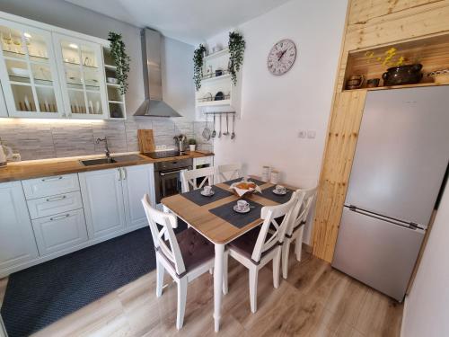 ANAMARIJA 1 Apartment with terrace and grill