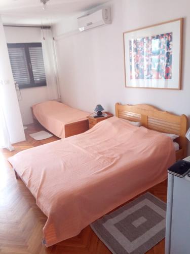 Room 01 - Route (Villa Milas)