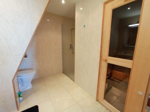 Bathroom sa Pirita Sea View Apartments One bedroom