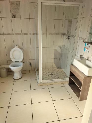 Bilik mandi di Ecotel Southgate