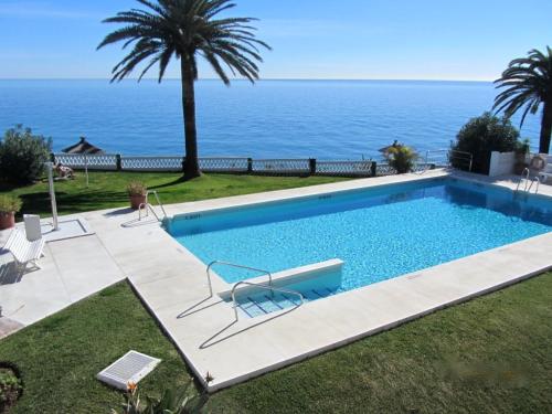 The swimming pool at or close to Acapulco Playa BLUEWATER VILLAS