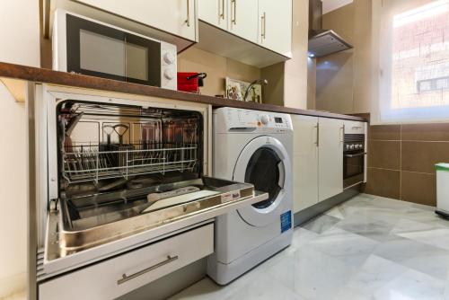 Holidays2Malaga Salitre cerca Estacion AVE & Fibra Wifi