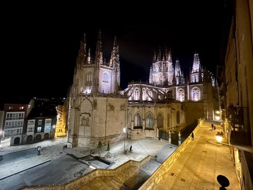 Et lokalt vartegn tæt på lejligheden