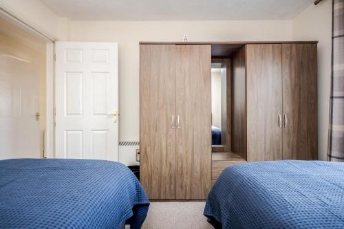 Captivating 3-Bed Apartment in Grays – Photos 3