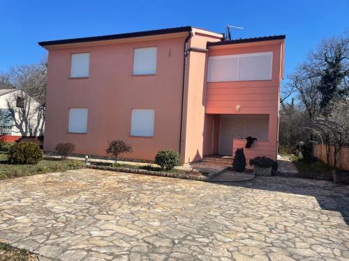 Apartment OBI, Valbandon