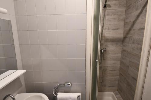 Salle de bains dans l'établissement Le Pasteur