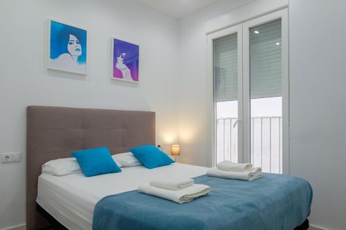 Lova arba lovos apgyvendinimo įstaigoje Brand New Stylish Apartment with Fluffy Beds 1