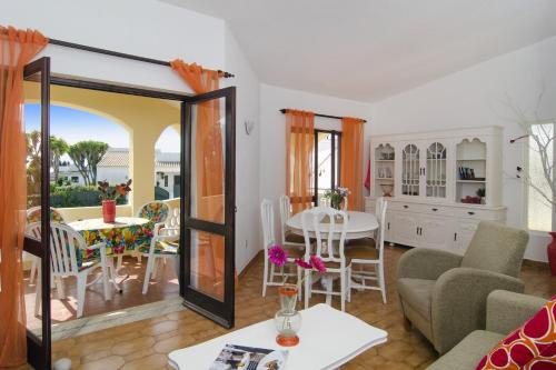 417 Villa Beatriz