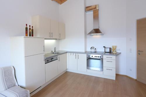 Kuchyň nebo kuchyňský kout v ubytování Haus Waldruhe