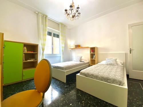 Foto dalla galleria di CasaViva- Ampio appartamento nei vicoli di Genova a Genova
