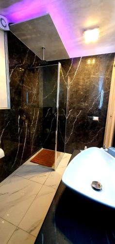 Koupelna v ubytování Ercolano Luxury Suite