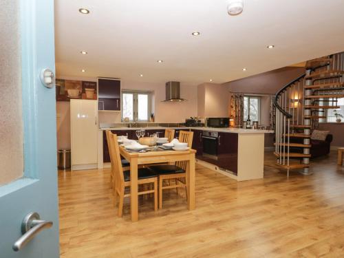 Eller Riggs Cottage – Photos 5