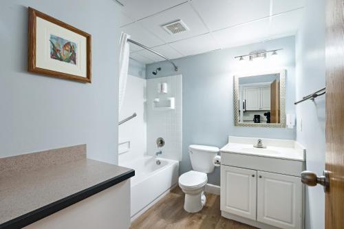 Vonios kambarys apgyvendinimo įstaigoje The Atrium Resort by VSA Resorts
